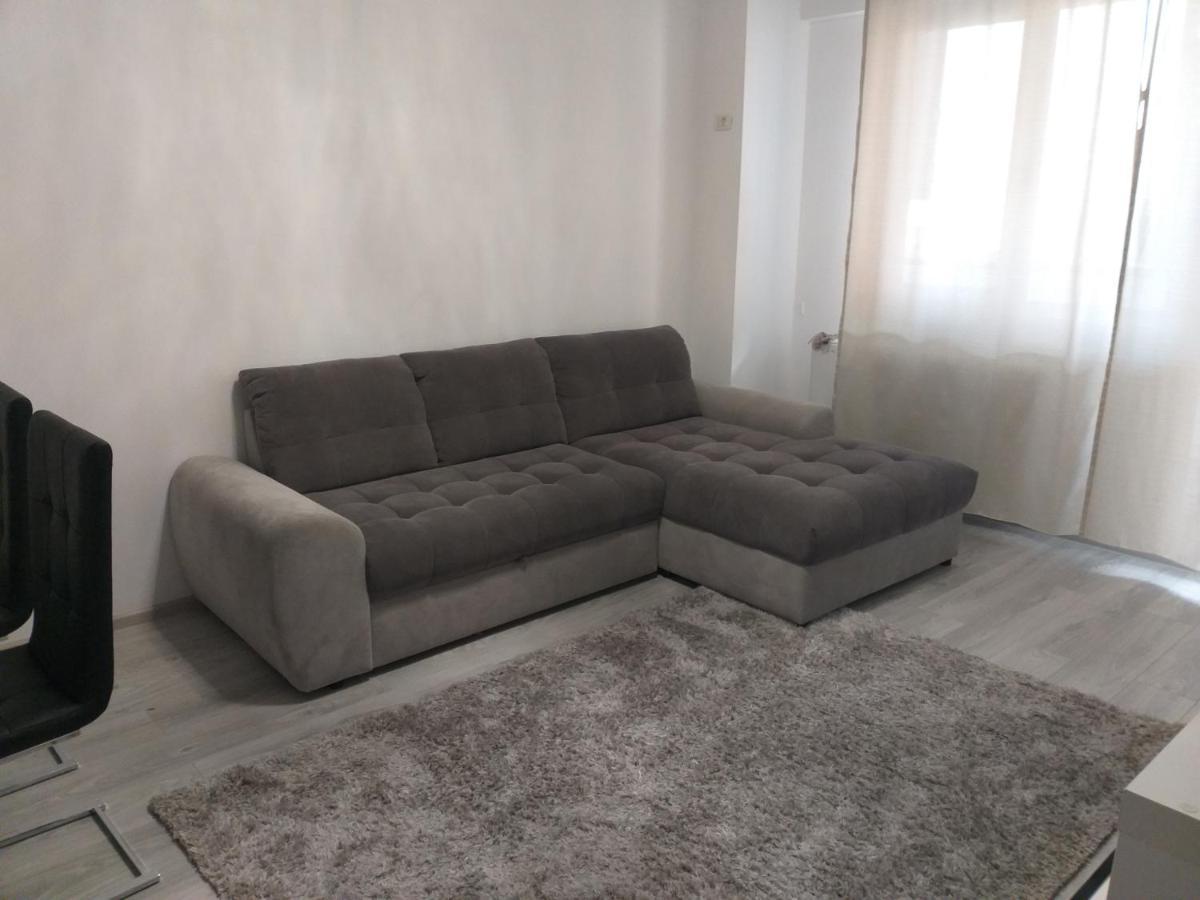 Luxury Daniel Apartament Residence Militari Rosu Bagian luar foto