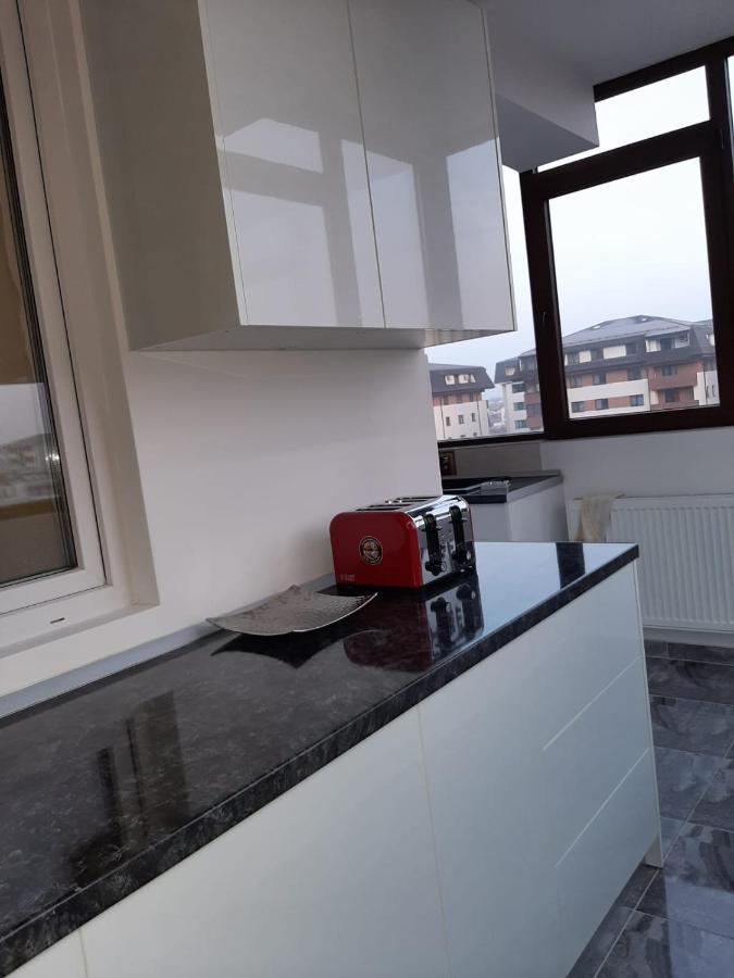 Luxury Daniel Apartament Residence Militari Rosu Bagian luar foto