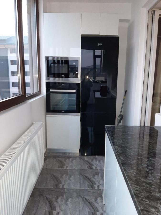 Luxury Daniel Apartament Residence Militari Rosu Bagian luar foto