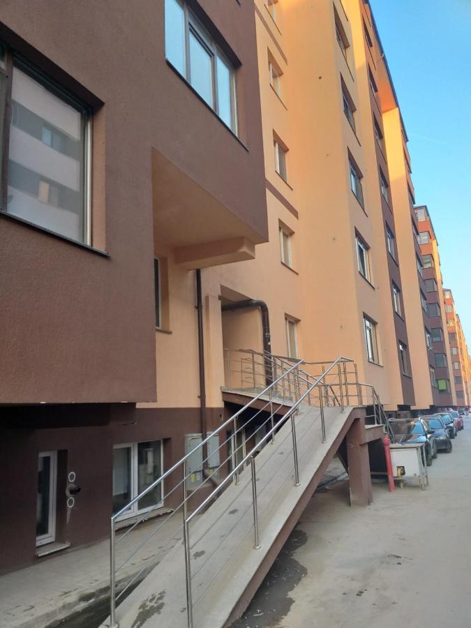 Luxury Daniel Apartament Residence Militari Rosu Bagian luar foto
